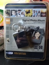 Digital Photo Album with Keychain USB Rechargable 1.4" High Res LCD 1620121 New