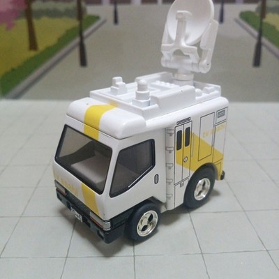 TV Asahi Choro Q Mini Car White Yellow News Relay Vehicle Collectible