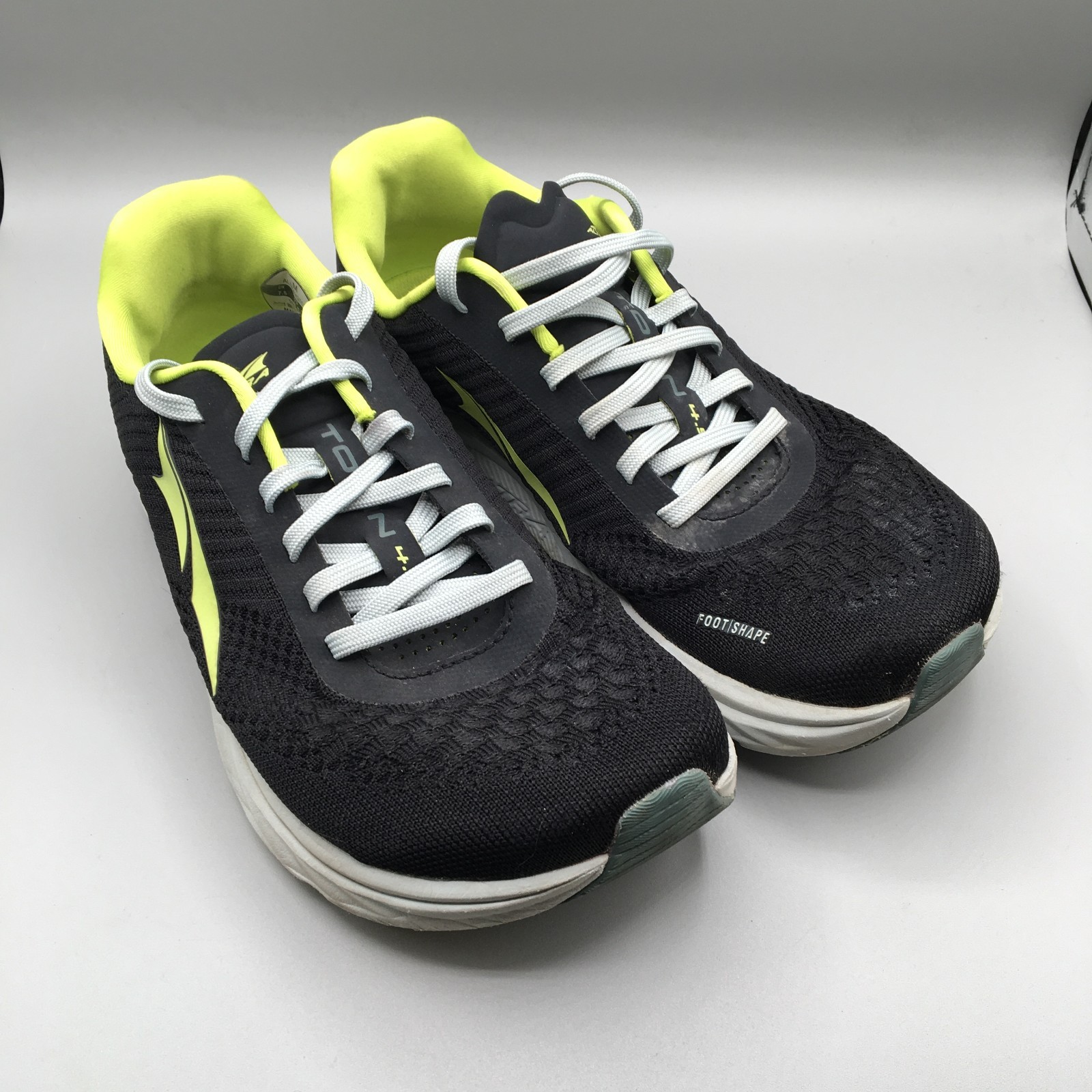 Altra Torin 4.5 Plush Running Shoes for Men in Black Lime Green Size 8.5 Footshape Quantic Design