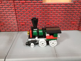 LEGO CREATOR: Emerald Express 3-in-1 Train (31015) -