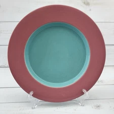 Lindt-Stymeist Colorways 9” Salad Dessert Plate Salmon Green Japan