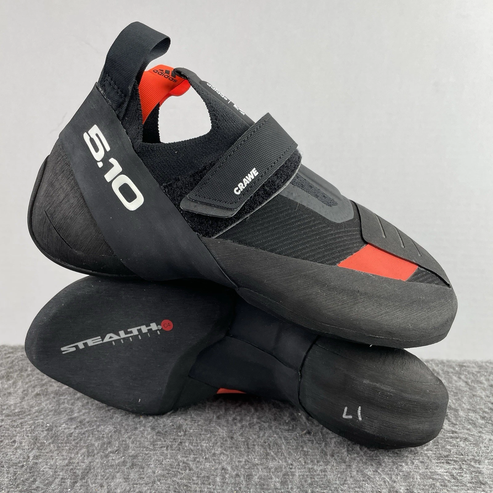 Scarpe da arrampicata Adidas Five Ten 5.10 Crawe nere rosse da uomo taglia 10 EG2370 nuove con etichette