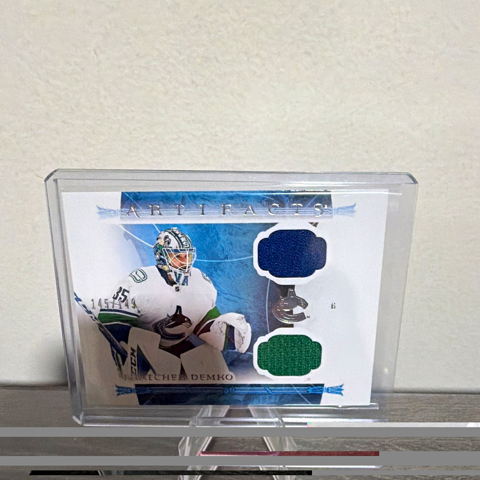 Upper Deck 2022-23 Artifacts Goalies Thatcher Demko Relics #148 Canucks /149