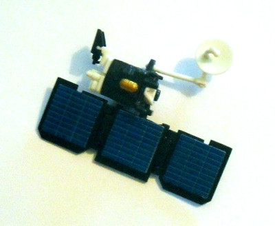 NASA Mars Climate Orbiter, Small Model of a 1999 Failed Mars Spacecraft, 2 5/8 ''