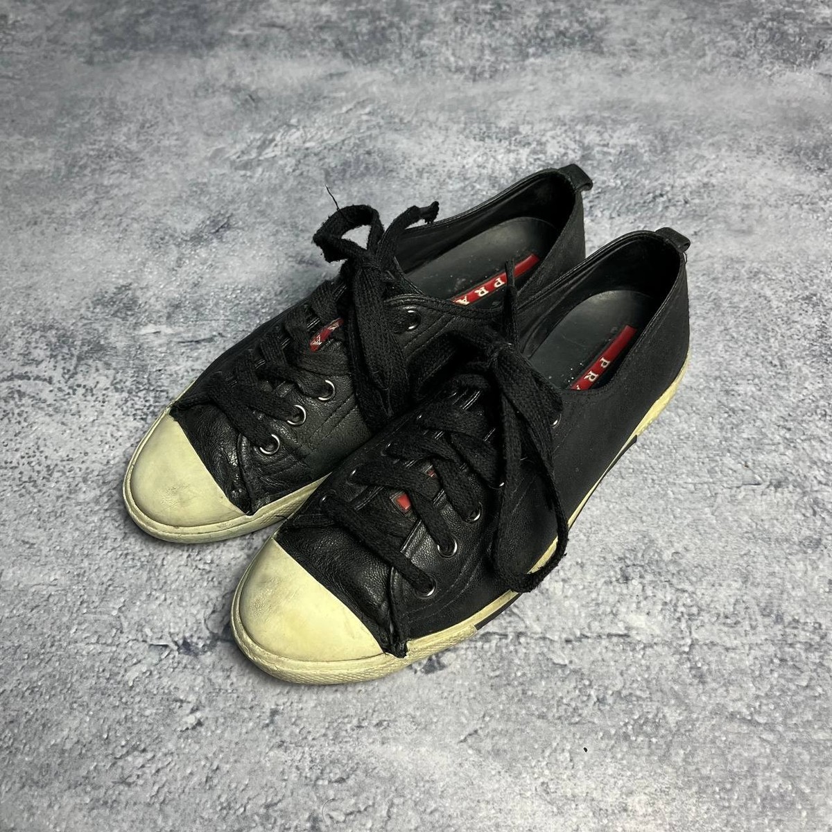 Kalinga Ashok Distressed Gucci Shoes Screener Sneaker Distressed