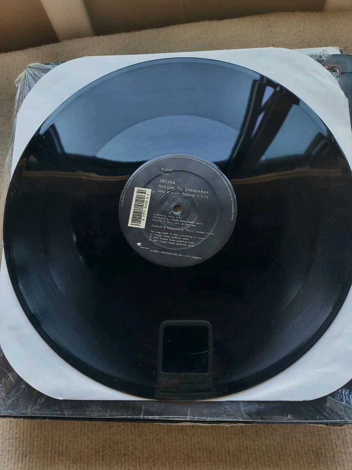 Enigma - Return To Innocence 12” Vinyl record Excellent! - Image 2 of 3