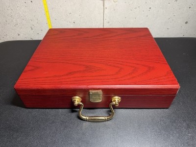 Portable Executive Travel Golf Putter Set In A Wooden Case