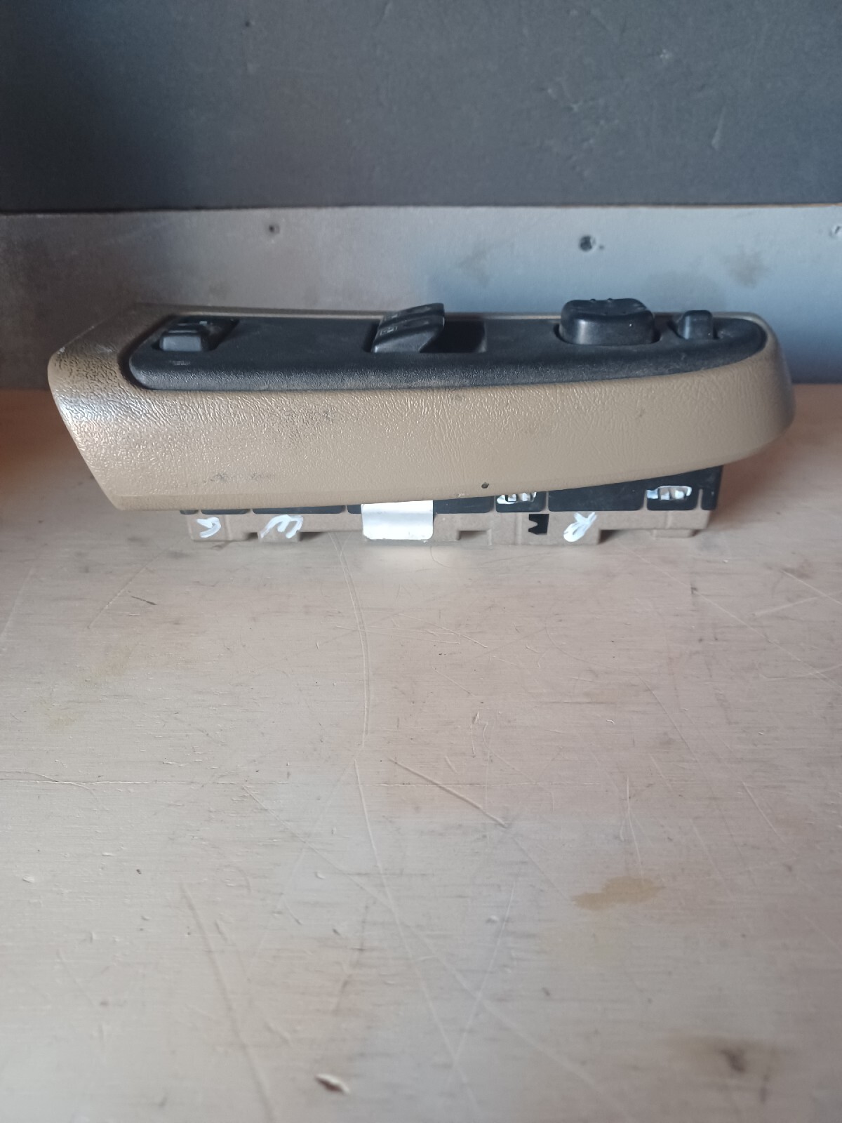 15186212 DDM 2DR PFLD 2003 2006 CHEVROLET SILVERADO GMC 2dors Lefht