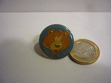 PIN'S TABLE RONDE BD OURS