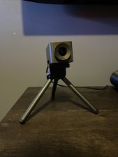 Huddly Go 1.0 Webcam with Wide-Angle Lens and 180  Auto-Flip With Mount