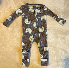Posh Peanut 0-3M Footed One-Piece Sleeper Zip Long Sleeve Football Gray