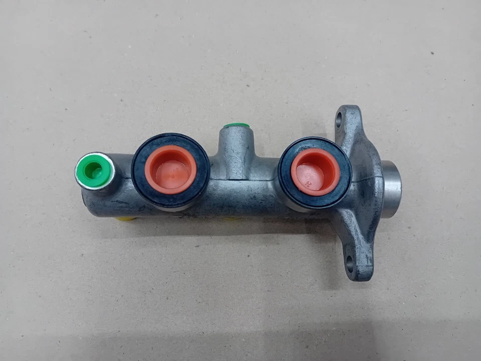 New Reman Cardone Brake Master Cylinder 10-2621 Fits Ford Escort Mercury Tracer - Image 4 of 4