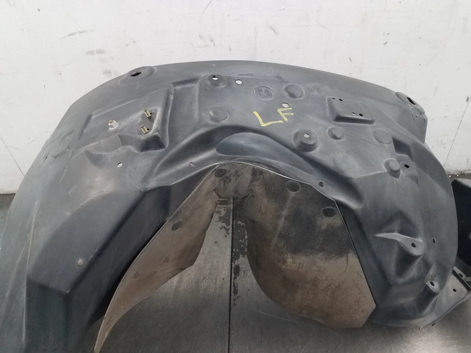 Grand Marquis/Corwn Vic Victoria 2002 guardabarros interior delantero izquierdo forro #9286 P3 Foto 3 de 4