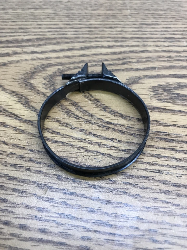 SUZUKI KATANA GSX750F 1998-2006, ABRAZADERA TUBO ADMISIÓN ABRAZADERA PARTE # 09402-52208 Foto 2 de 4