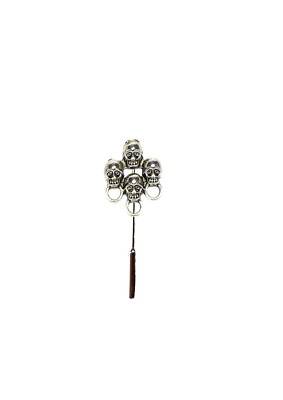 TIB10 4 Totenköpfe Silber Emblem auf Krawattennadel Pin Mütze Schal Kragen