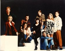 nnie Garth Luke Perry Shannen Doherty Beverly Hills 90210 Cast 8x10 PHOTO PRINT