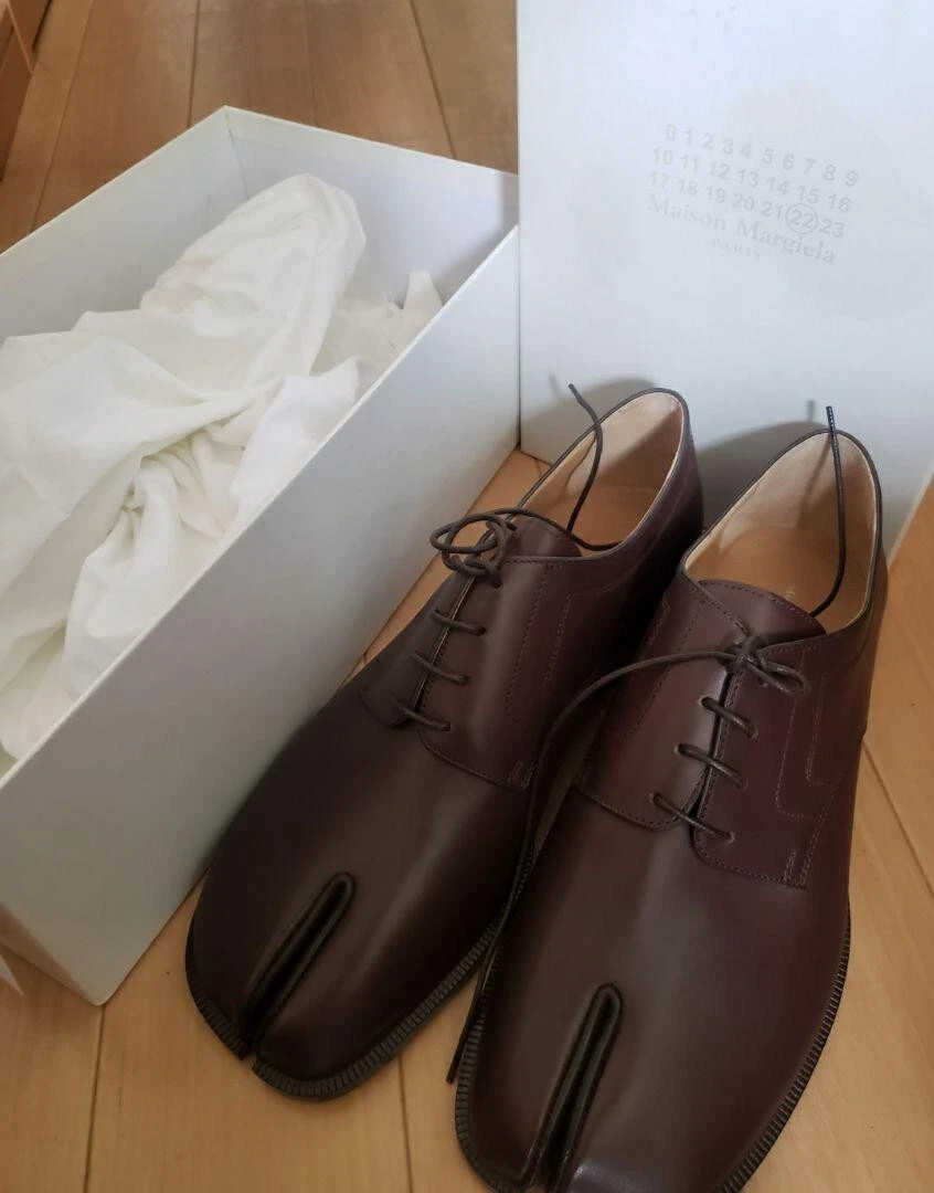 Maison Margiela Brown Tabi Loafers