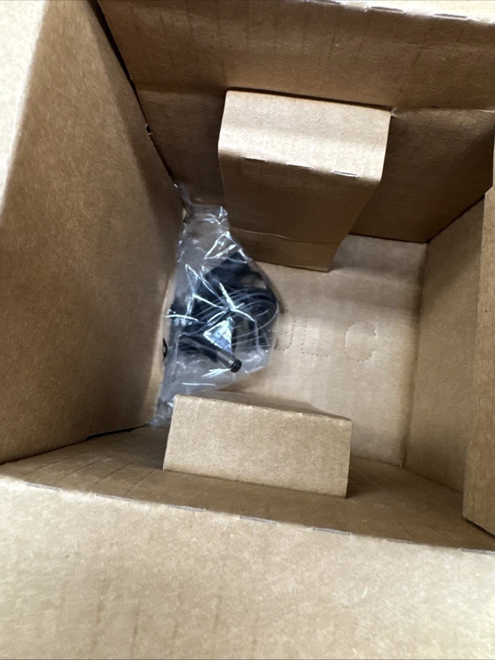 Honeywell iPCAM-WI2B Color ip Camera CCTV Security.     s2 - Image 4 of 4