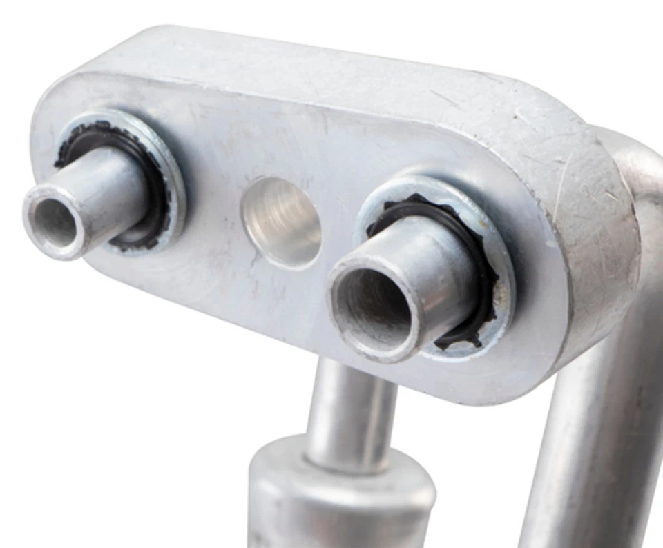 Conjunto de manguera de línea de líquido y descarga de aire acondicionado para Buick Encore 16-20 1,4 L-L4 Foto 4 de 4