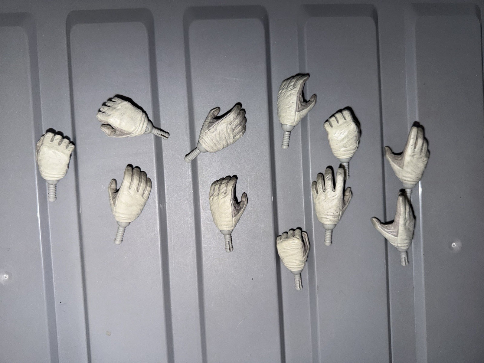 Sideshow Luke Skywalker (Hoth) Hand Accessories 1/6 Scale