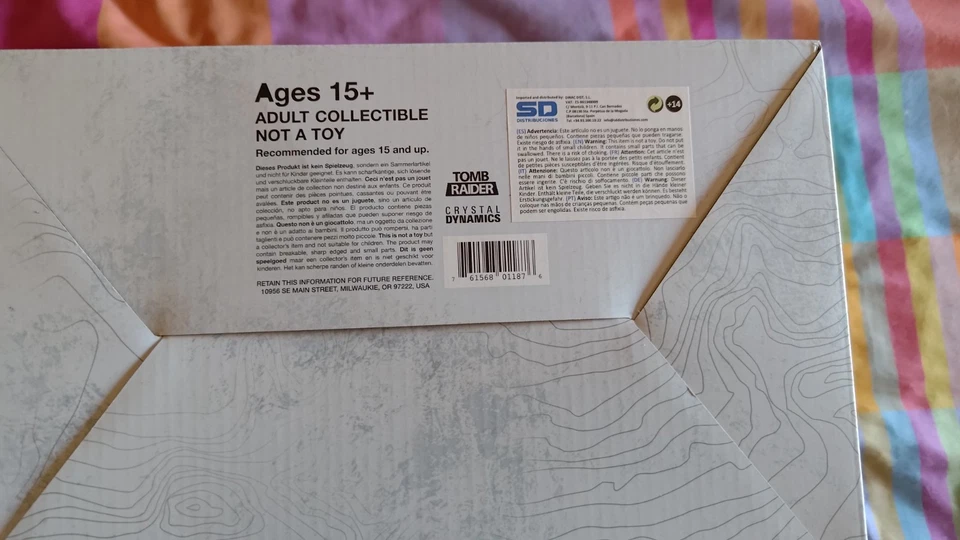 TOMB RAIDER Lara Croft PVC Statue - Imagen 4 de 4