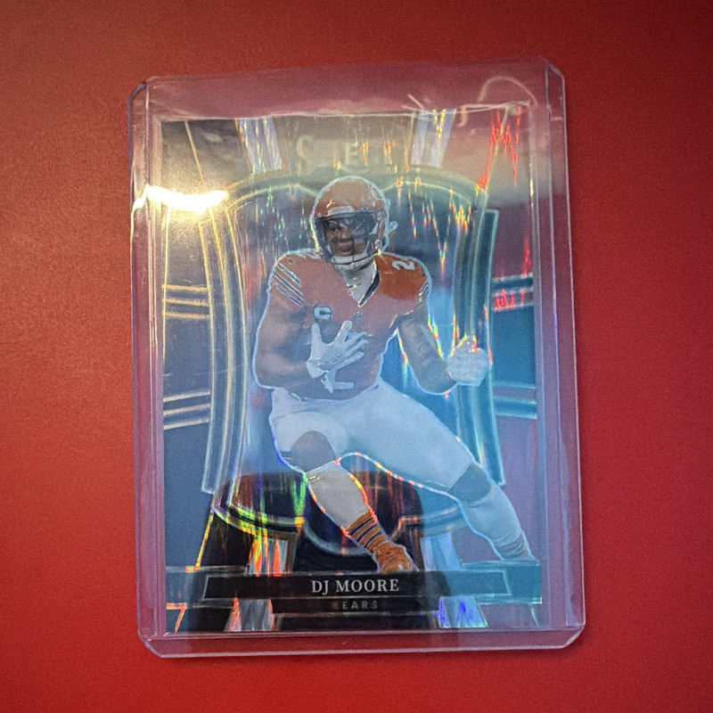 Panini 2025 Select Football Premier Level Prizm D.J. Moore #173 Bears
