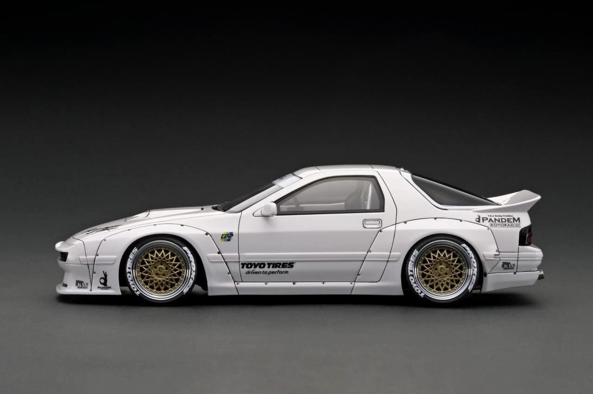 ignition model 1/18 PANDEM RX-7 (FC3S) White finished