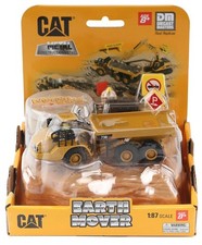 Diecast Masters 1/87 Earth Mover Play Set Cat...