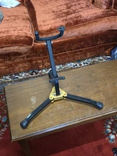 Hercules Alto Tenor Saxophone Stand
