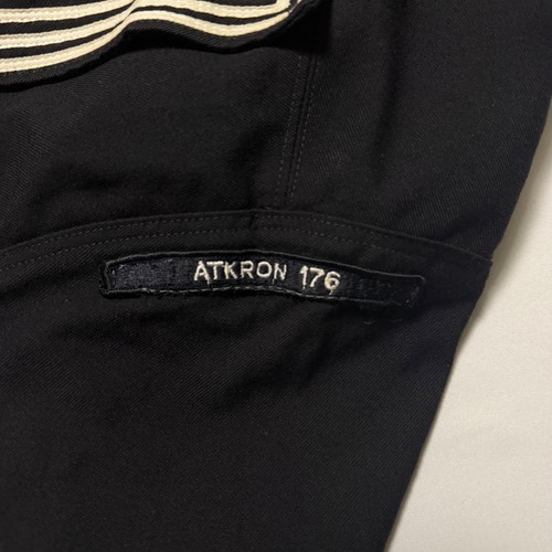 Maglione vestito nero US Navy Atkron VA-176 42L aviazione elettricista mate 3a classe - Foto 7 di 10