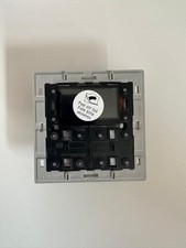 Jung KNX Kompakt-Raumcontroller-Modul, 3fach, F40 inkl. Rahmen und Tastensatz