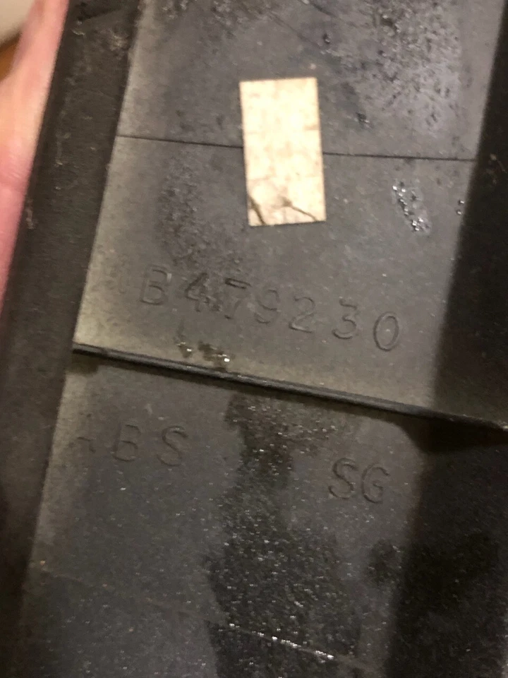 PARRILLA 1990-91 PLYMOUTH LÁSER RS B479230 Foto 4 de 4