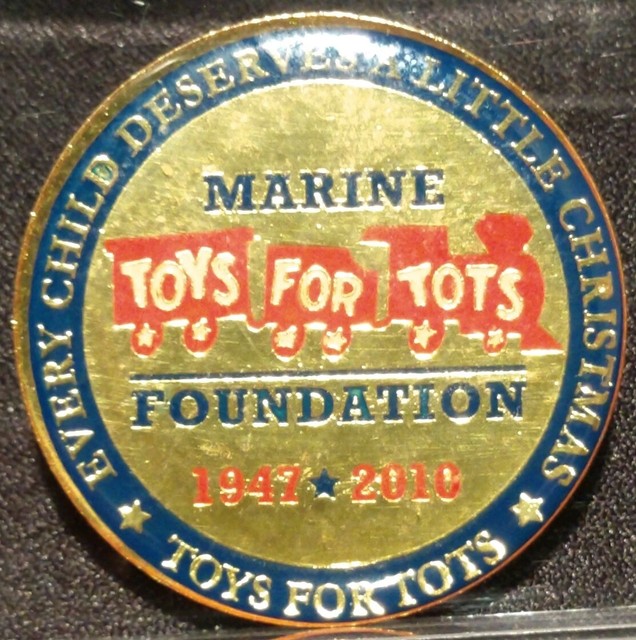 2010 US MARINE CORP FOUNDATION TOYS FOR TOTS CHALLENGE COIN MEDAL TOKEN