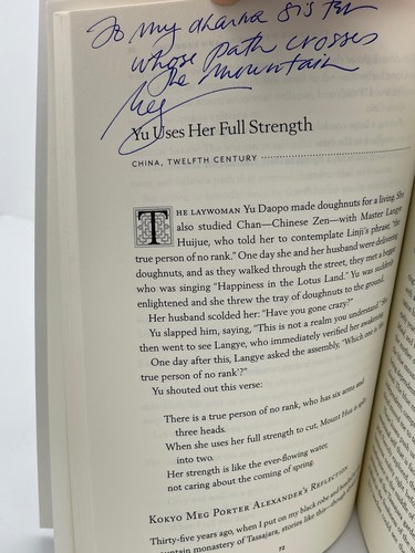 The Hidden Lamp SIGNED x 12 First Printing Like New - Picture 6 of 12