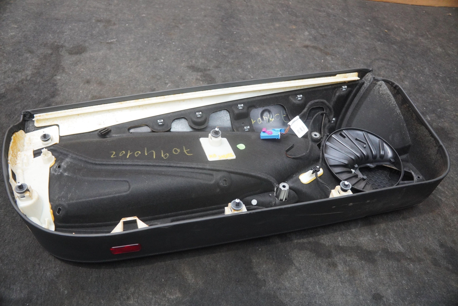 Right Interior Door Trim Panel 471867006B Lamborghini Aventador Roadster 2015
