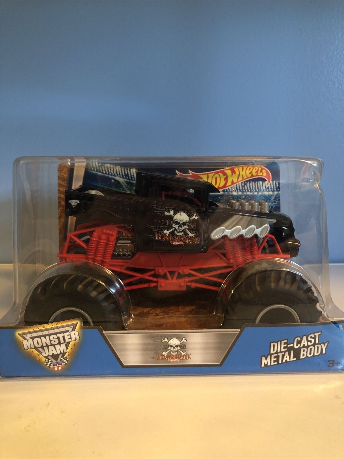 Hot Wheels Monster Trucks Bone Shaker 1:24 Scale Die-Cast Toy Vehicles For  Kids 3 Years and Up 