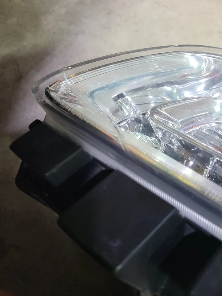 Faro halógeno cromado bisel conductor izquierdo para Chrysler 300 2015-2020 Foto 3 de 4