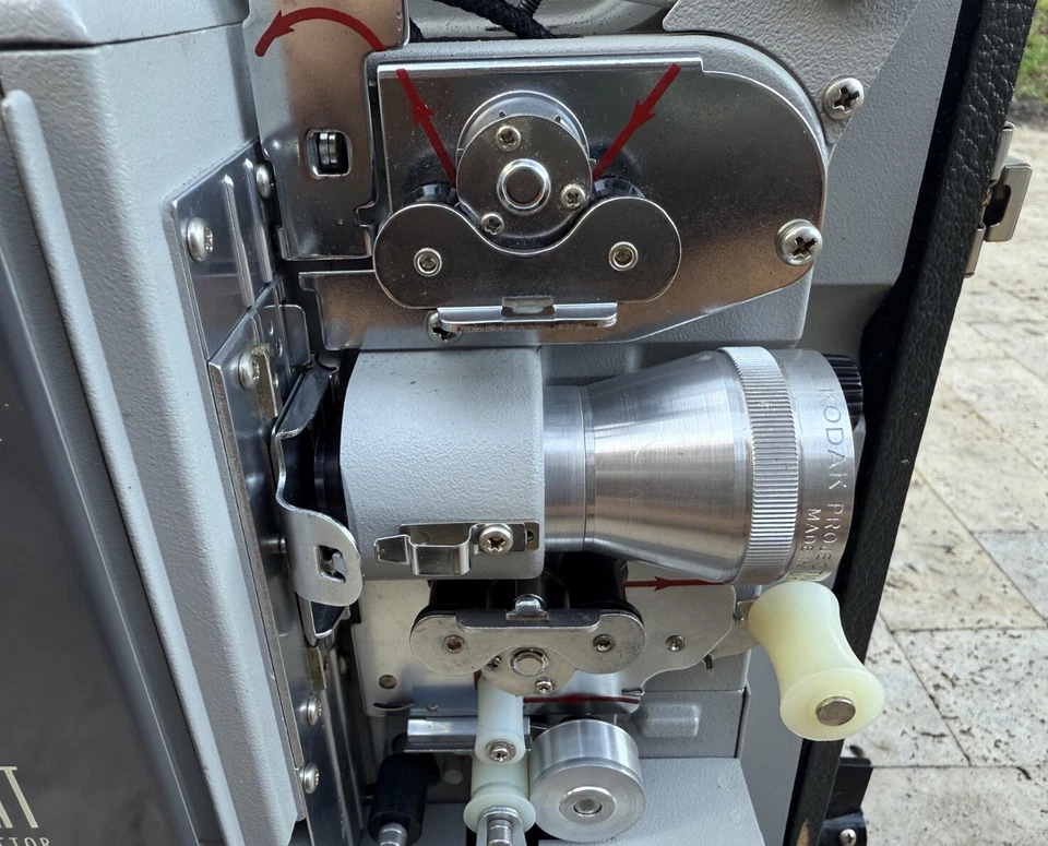 Projetor de som KODAK Pageant AV126TR 16mm defeituoso testado e funcionando G3D - Imagem 4 de 4