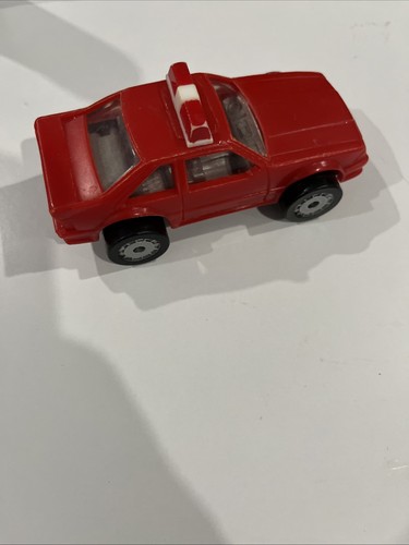 REMCO Fire Chief Emergency Toy Car Ford Mustang 1987, 4" - Picture 3 of 6