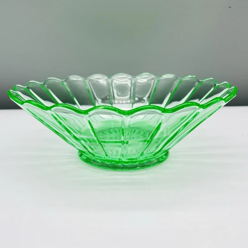 Rare IMPERIAL Uranium LINDBURGH GREEN Bowl 8" 9" Fruit  Serving DEPRESSION GLASS
