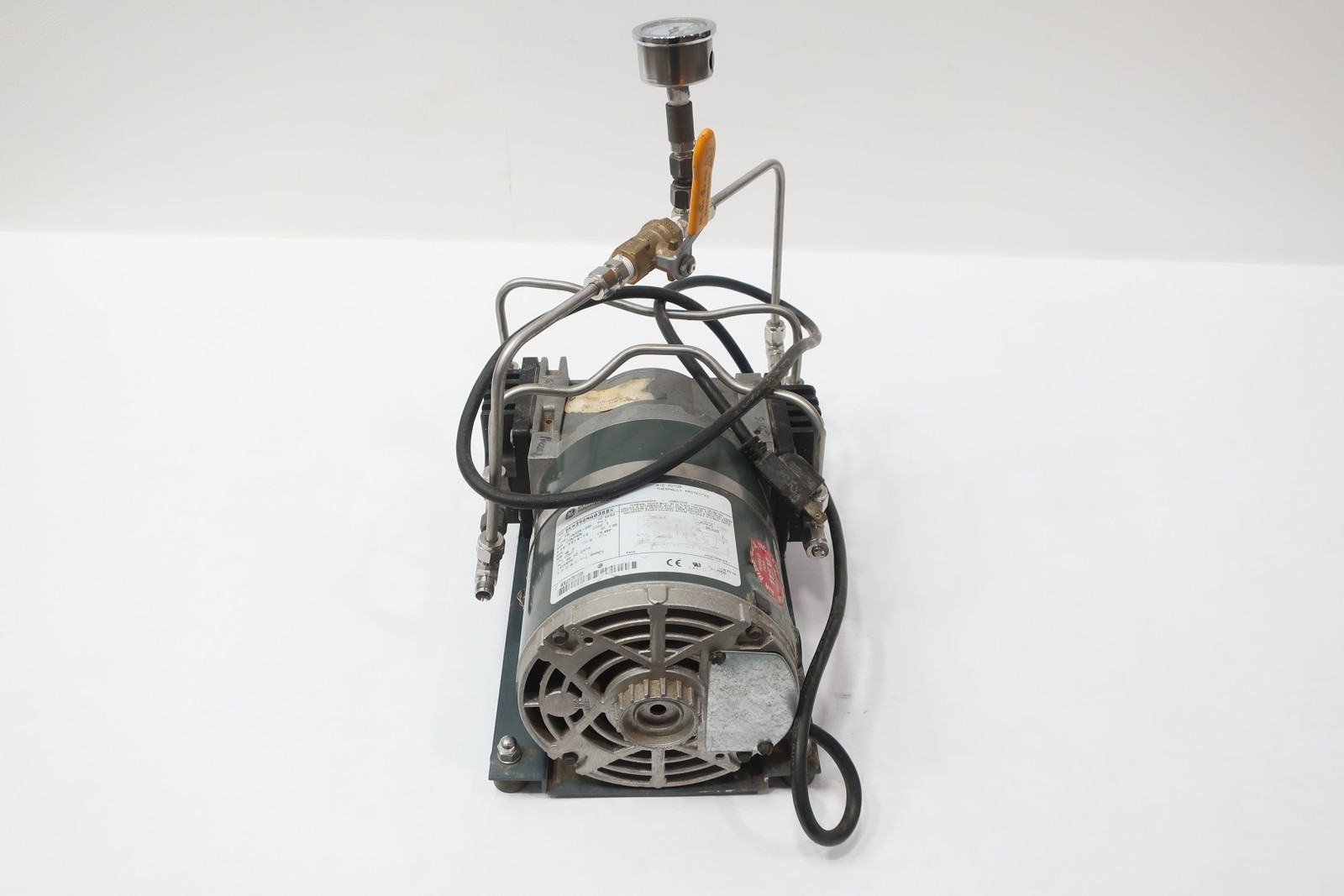 Air Dimensions R222-BT-AA1 Vacuum Pump 1/8hp 110-230v-ac