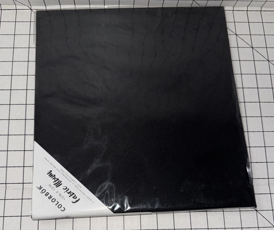 Álbum de recortes encuadernado en tela negra Colorbok 10 hojas 12"x12" nuevo Foto 3 de 4