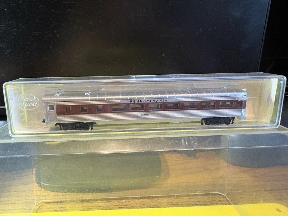 2-N Model Power 3048 Pennsylvania RR Passenger Streamline Observation Car #3102 - Image 2 of 4