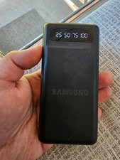 Genuine Samsung 40.000mAh Power Bank Fast Charging Battery Pack Black Multi-Plug