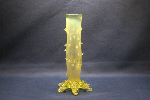 Uranium Glass John Walsh Victorian Vaseline Glass Thorn / Cactus Vase - Picture 9 of 19