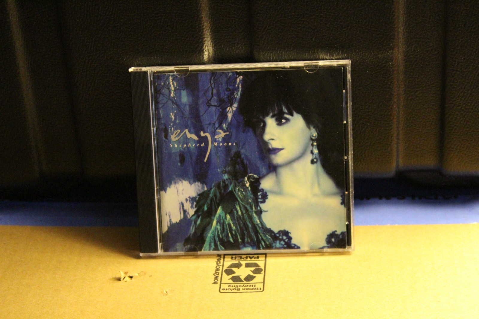 Shepherd Moons by Enya (CD, 1991)..FB 44