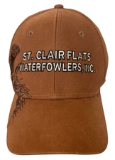 St. Clair Flats Waterfowlers INC Dri Duck Wildlife Series Brown Duck Hunting Dog