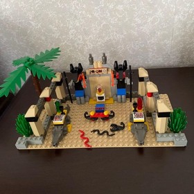 LEGO 5988 Adventurers Temple of Anubis Egypt Set
