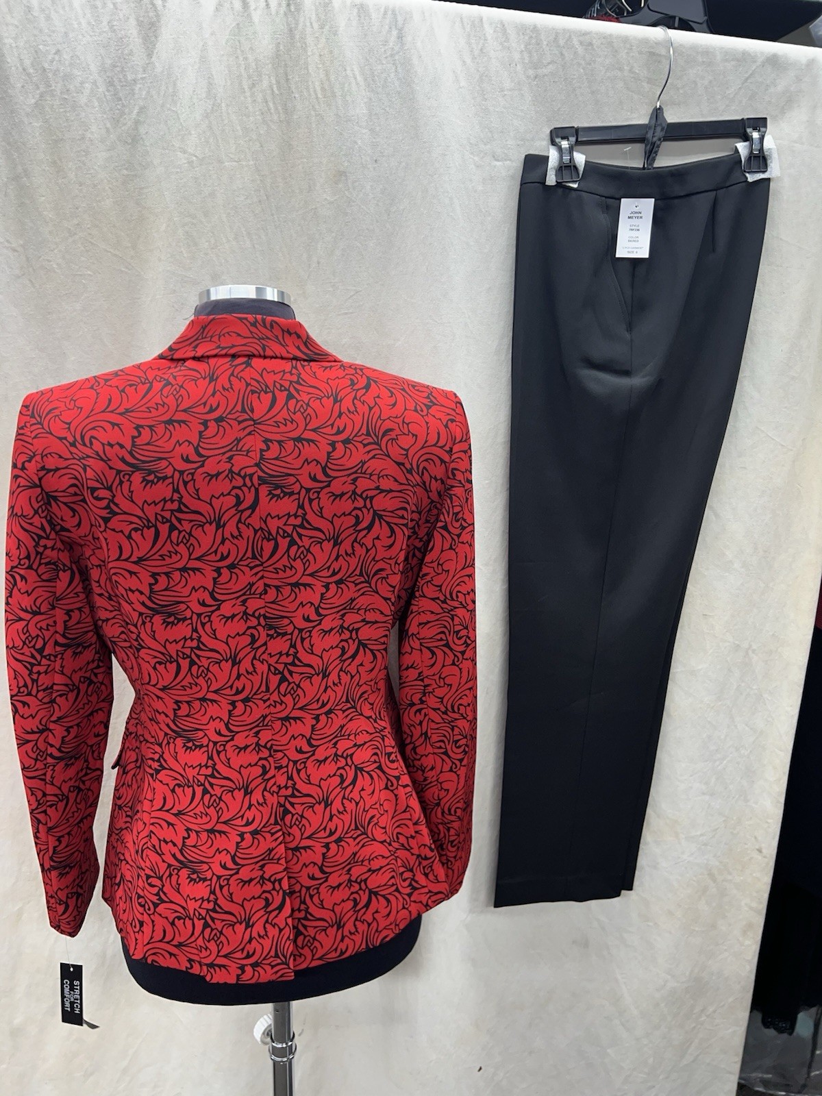 JOHN MEYER PANT SUIT /RETAIL$240/SIZE 6/NEW WITH TAG /INSEAM 31"