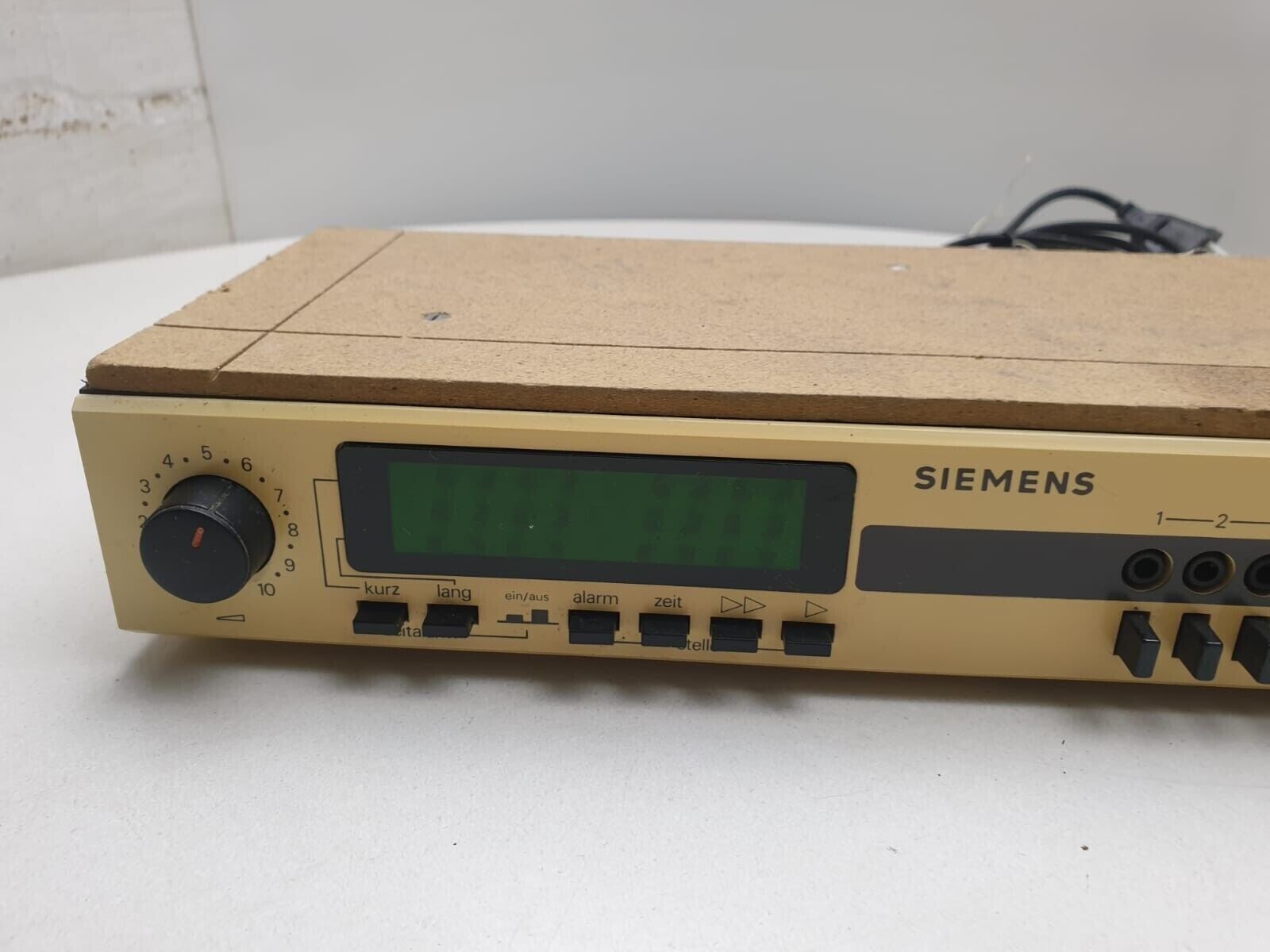 Siemens Typ RG-268 Antik Radiowecker Funktioniert